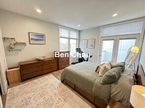 44 Medford St in Somerville, MA - Foto de edificio - Building Photo