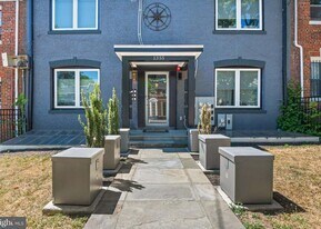1355 Bryant St NE, Unit 4 in Washington, DC - Building Photo