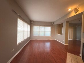 1635 S Candlestick Way in Waukegan, IL - Building Photo - Building Photo