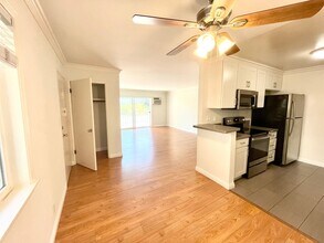 9622 Lucerne Ave in Culver City, CA - Building Photo - Interior Photo