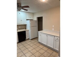 7711 Pennsylvania Pl NE in Albuquerque, NM - Building Photo - Building Photo