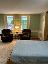 552 Mammoth Rd, Unit APT 2 in Londonderry, NH - Building Photo - Building Photo