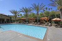 Building Photo - Cresta Bella Apartamentos in San Diego, California