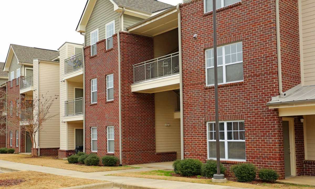 Glenbrook at Oxmoor Valley in Birmingham, AL - Foto de edificio