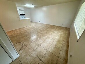 594 Florosa Ct in Mary Esther, FL - Building Photo - Building Photo
