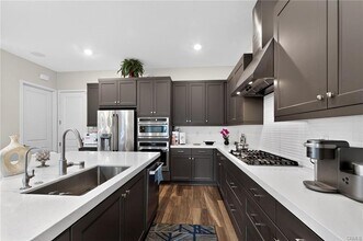 27508 N Feathery Cassia Way in Valencia, CA - Building Photo - Building Photo