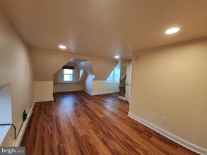 228 Crawford Ave in Conshohocken, PA - Building Photo - Building Photo