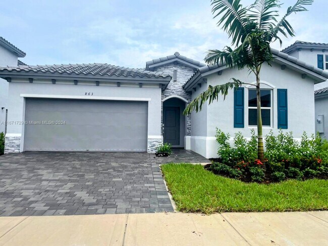 863 SE 26th Ter in Homestead, FL - Foto de edificio - Building Photo