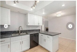 2848 E Brown Rd in Mesa, AZ - Building Photo - Building Photo