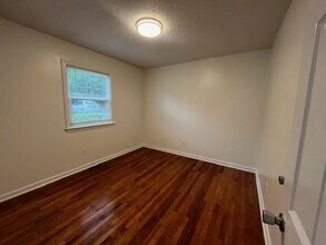 3814 Lupton Cir in Raleigh, NC - Building Photo - Building Photo
