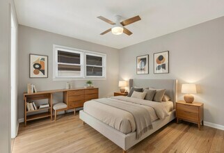 11817 W North Ave in Wauwatosa, WI - Foto de edificio - Building Photo