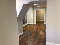 201 E 33rd St photo'