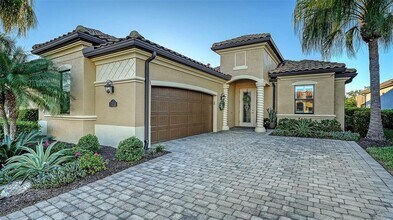 5914 Cessna Run in Bradenton, FL - Building Photo - Building Photo