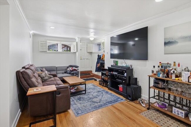 1950 N Hudson Ave in Chicago, IL - Building Photo - Building Photo