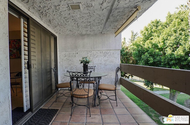 property at 5301 E Waverly Dr