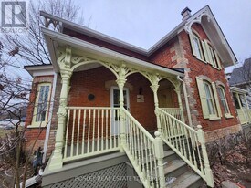 5958 16th Ave in Markham, ON - Building Photo