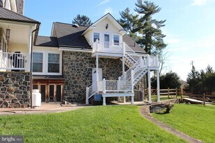 1934 Bleim Rd in Pottstown, PA - Building Photo