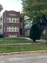 10226 S Charles St, Unit 1 in Chicago, IL - Building Photo - Building Photo