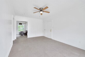 2506 Keene St in Houston, TX - Building Photo - Building Photo