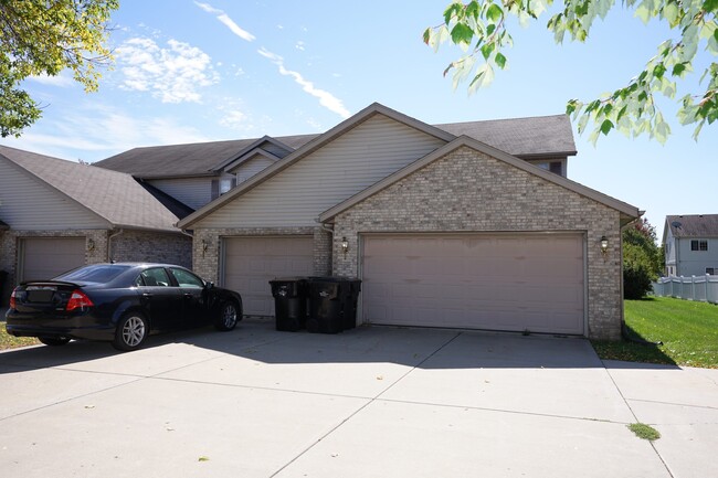 393 Country Clover Dr, Unit 393