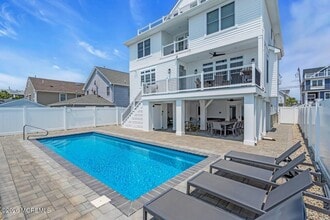 13 5th Ave in Seaside Heights, NJ - Building Photo - Building Photo