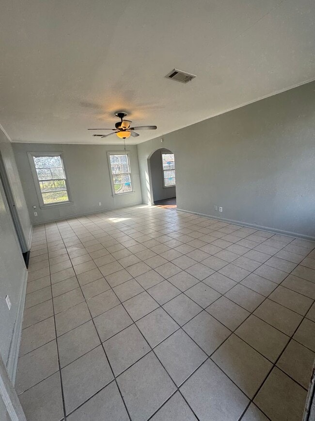 2417 Devaughn St in Shreveport, LA - Building Photo - Building Photo