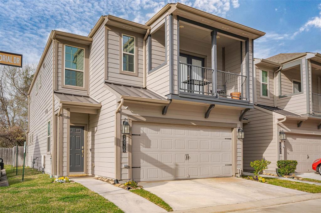 10968 Cannes Memorial Dr in Houston, TX - Building Photo