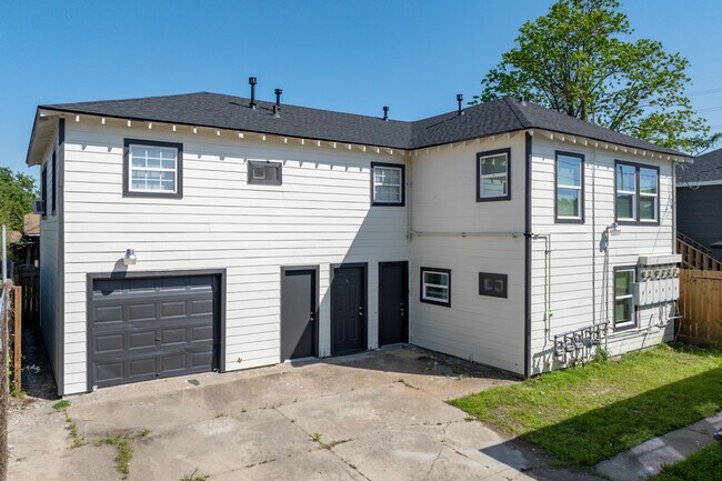 Norwood Street Apartments in Houston, TX - Building Photo - Building Photo