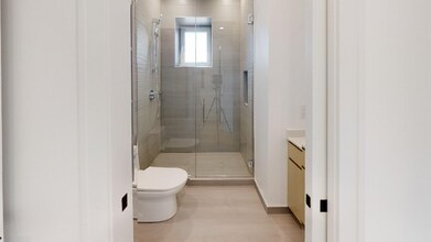 123 S Green St in Chicago, IL - Building Photo - Building Photo