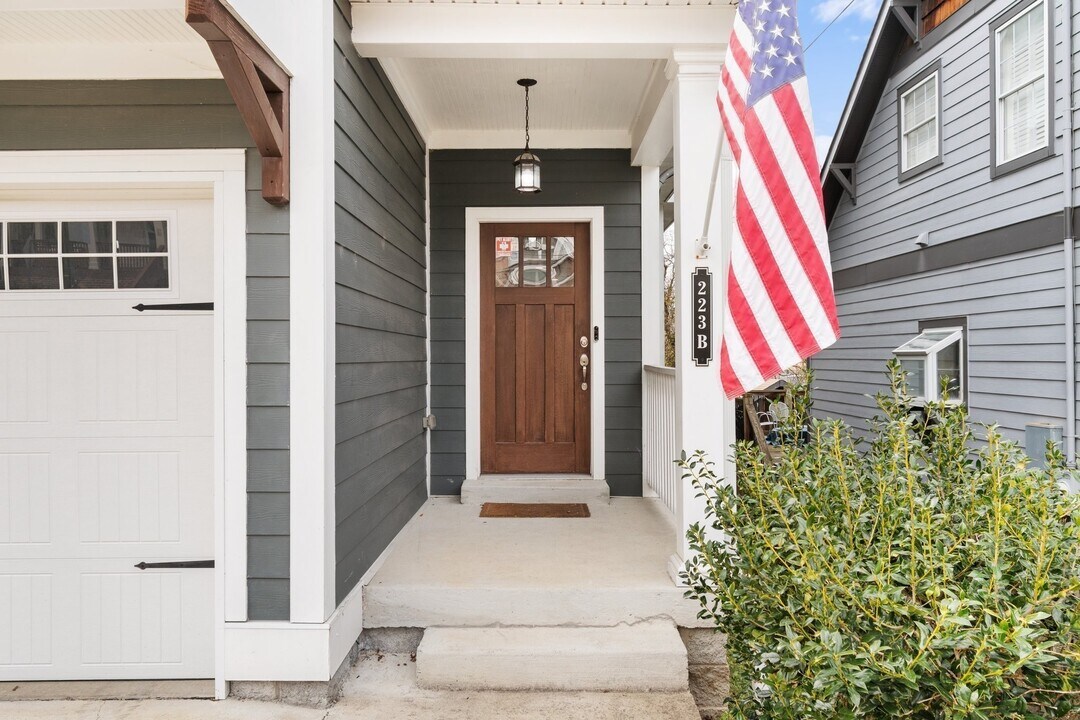 223B Orlando Ave in Nashville, TN - Foto de edificio