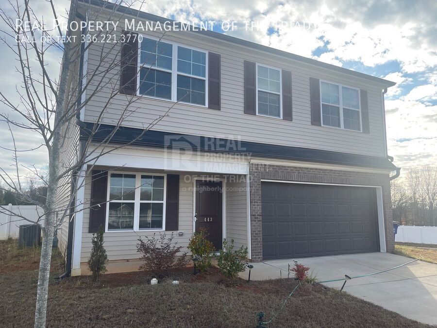 443 Infinity Cir in Winston-Salem, NC - Building Photo