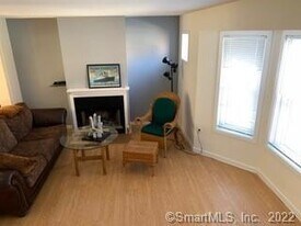 56 Edgewood Ave in Hamden, CT - Building Photo