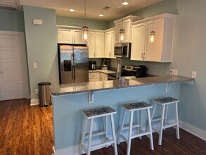 5191 Horry Dr in Murrells Inlet, SC - Foto de edificio - Building Photo