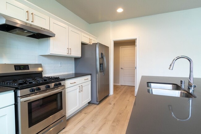 8006 S Fruitvale Ln in Cheney, WA - Building Photo - Building Photo