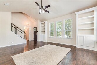 711 Heritage Springs Trail in Round Rock, TX - Building Photo - Building Photo