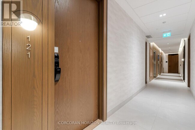 3240 William Coltson Ave in Oakville, ON - Building Photo - Building Photo