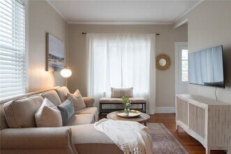 17 Mcallister St in Newport, RI - Building Photo - Building Photo