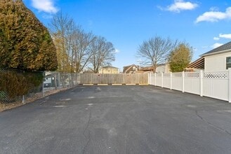 545-545 N Broadway in East Providence, RI - Building Photo - Building Photo
