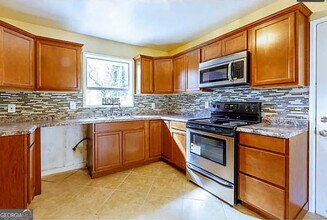 3405 Elgin Dr in Decatur, GA - Building Photo - Building Photo