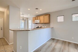 648 W Vincents Dream Ave in North Las Vegas, NV - Building Photo - Building Photo