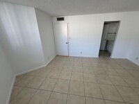 1720 N Congress Ave in West Palm Beach, FL - Building Photo - Building Photo