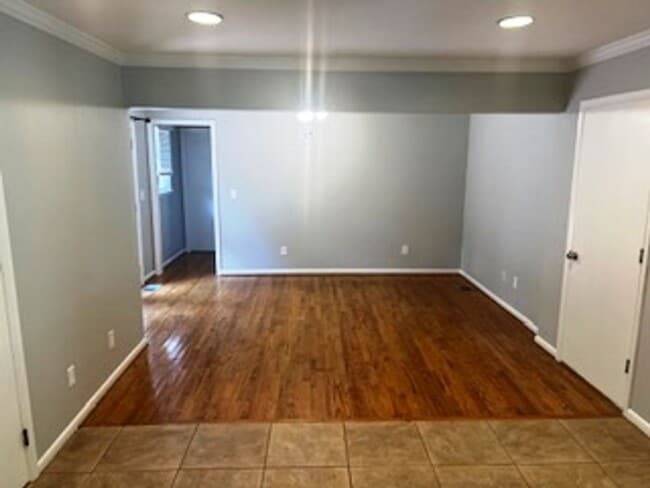 4520 Pine Tree Cir in Vestavia Hills, AL - Building Photo - Building Photo