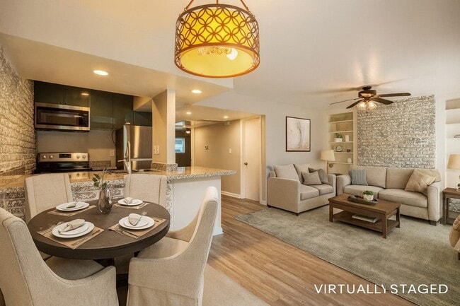 5343 Richmond Ave., Unit 12 in Houston, TX - Building Photo - Building Photo