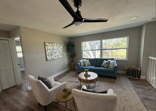 400 Patica Rd NE in St. Petersburg, FL - Building Photo - Building Photo