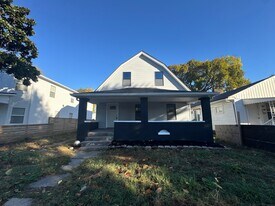 1342 Edgemont Ave in Indianapolis, IN - Building Photo