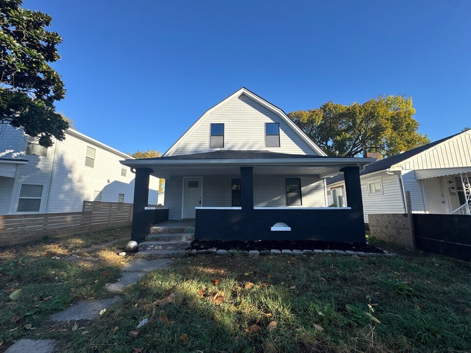 1342 Edgemont Ave in Indianapolis, IN - Building Photo