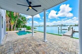 511 55th Ave in St Pete Beach, FL - Building Photo - Building Photo