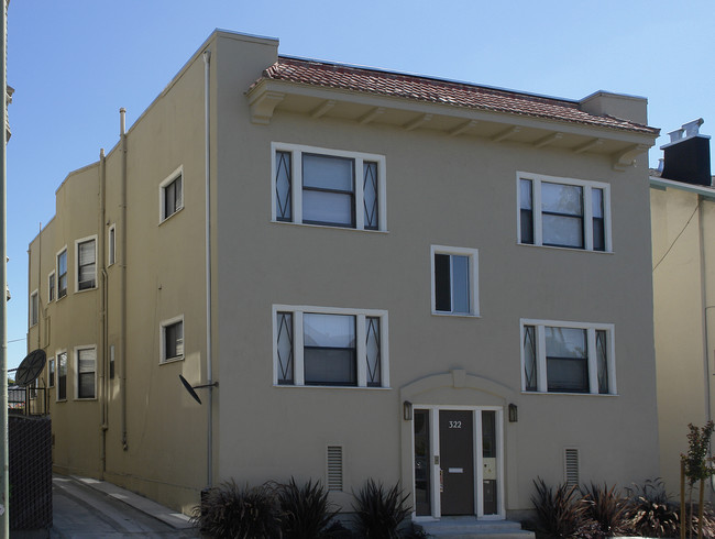 322 Foothill Blvd in Oakland, CA - Foto de edificio - Building Photo