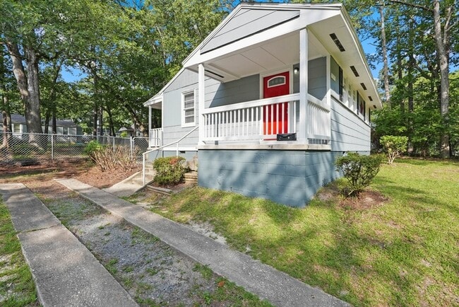 1141 Acorn St in Fayetteville, NC - Building Photo - Building Photo
