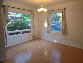 1272 Elm St NW in Salem, OR - Building Photo - Building Photo
